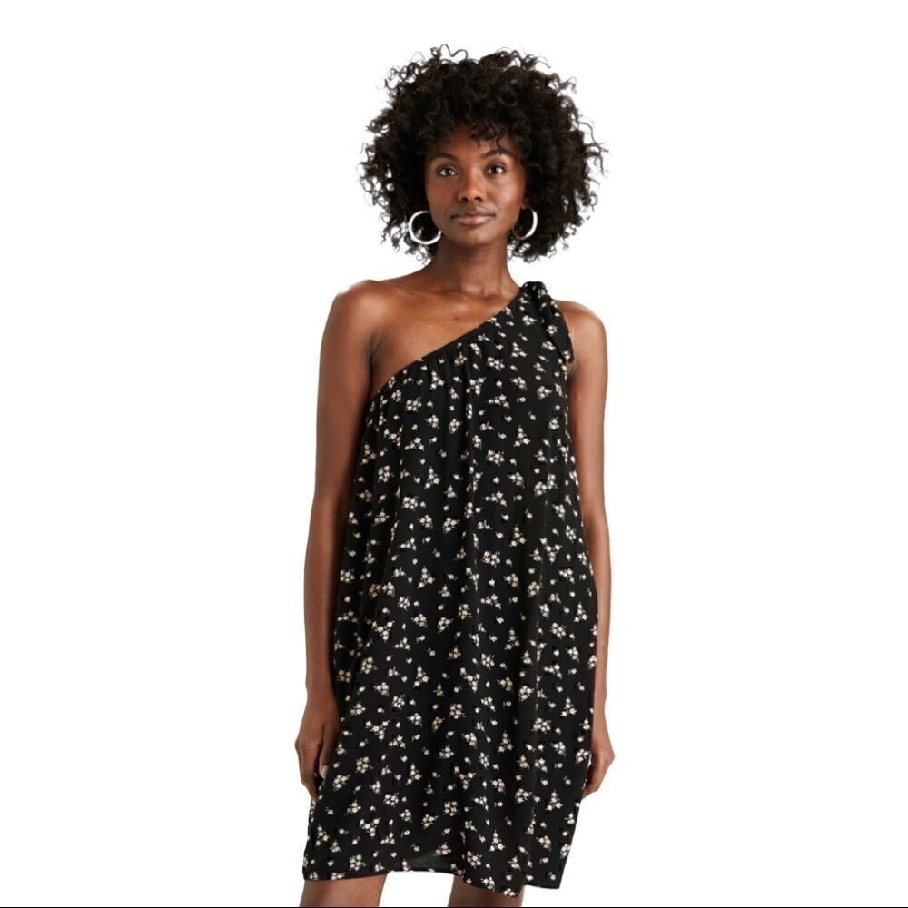 AMERICAN EAGLE One Shoulder Floral Shift Dress
